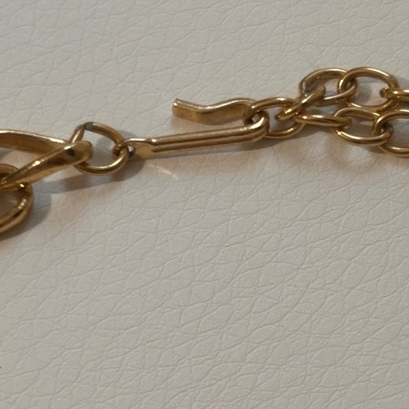 TRIFARI vintage Cream Satin Black Enamel LEAF  rhinestone Necklace - Picture 7 of 8